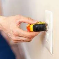 how to test outlet with outlet tester