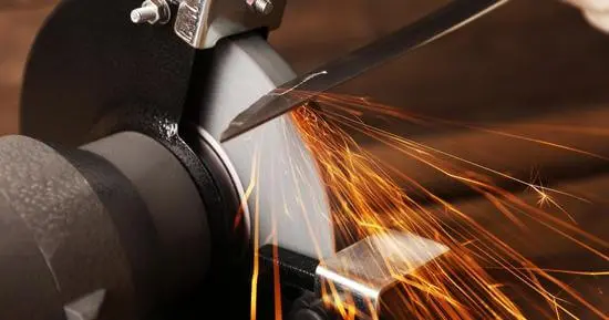 How to Use a Bench Grinder to Sharpen Knives